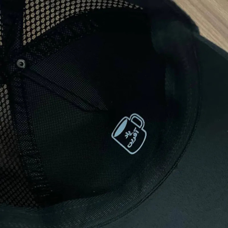 کلاه کپ پاد آفرین مدل فوتبالی بارسلونا کد 785 مناسب روزمره اسپرت زنانه مردانه