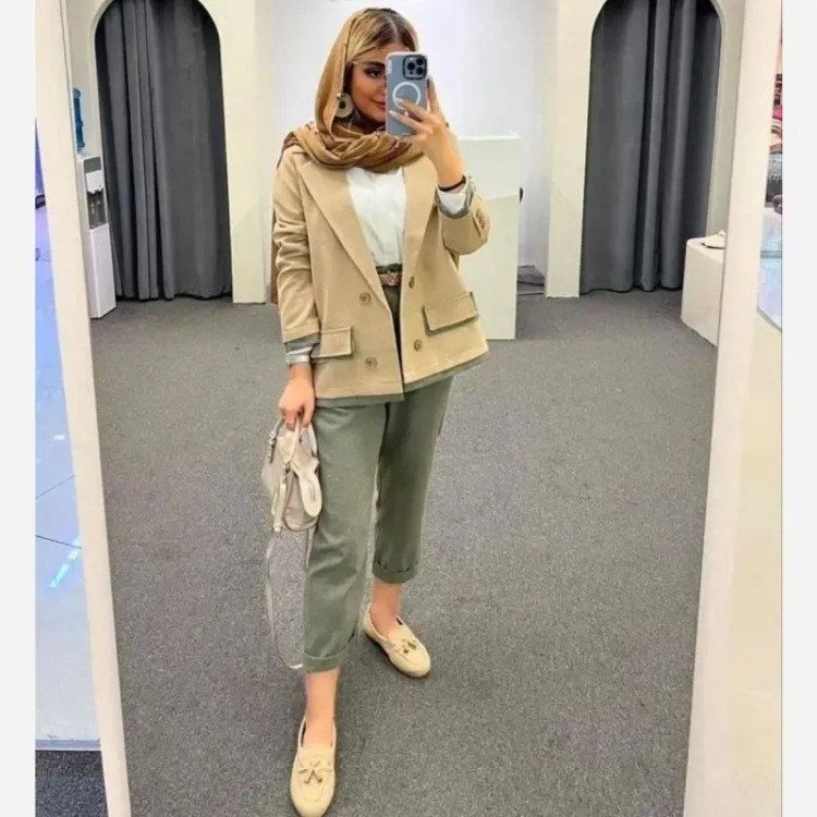 ست کت و شلوار لنین تابستانه مدل سوری رنگ نسکافهای و سبز سایزبندی